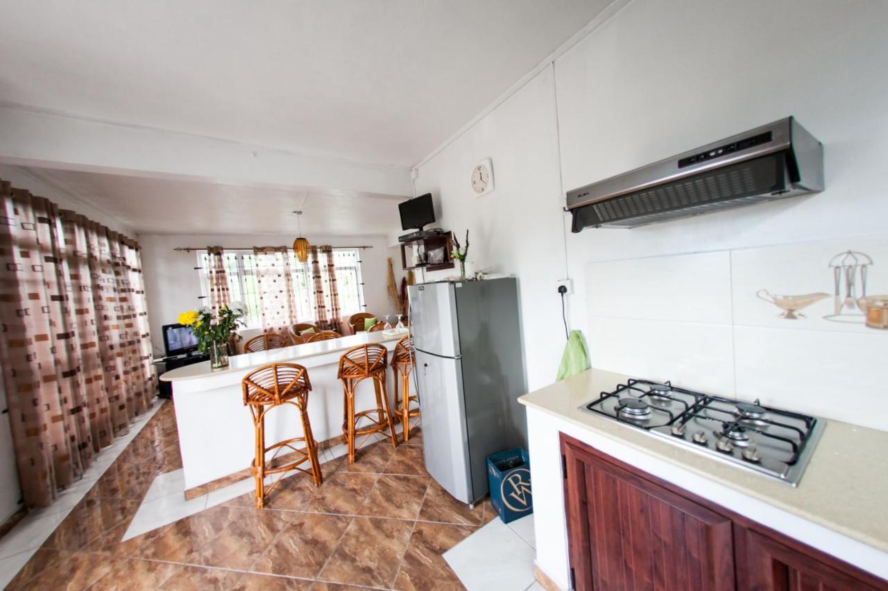 Suntoo Villa Wind & Kitesurf Accommodation La Gaulette Buitenkant foto